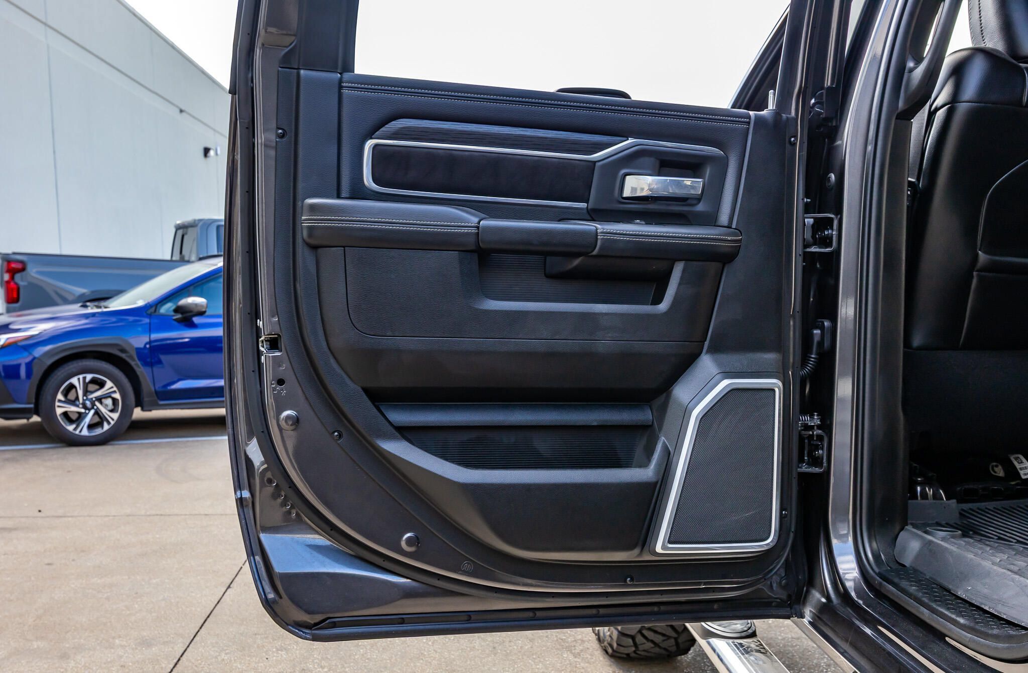 Used 2024 RAM 3500 Laramie w/ Sport Appearance Package AWD/4WD image 35