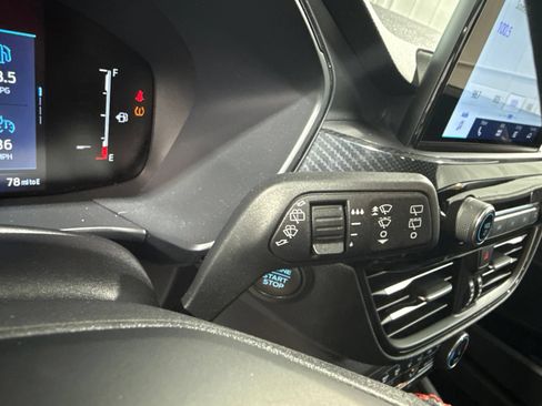 Used 2025 Ford Escape ST-Line AWD/4WD image 36
