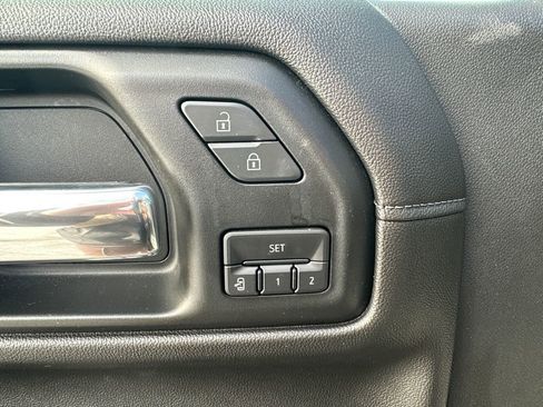 Used 2019 GMC Sierra 1500 SLT w/ Max Trailering Package image 18