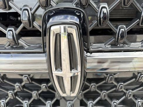 New 2026 Lincoln Navigator Reserve AWD/4WD image 7