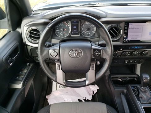 Used 2023 Toyota Tacoma TRD Sport image 13