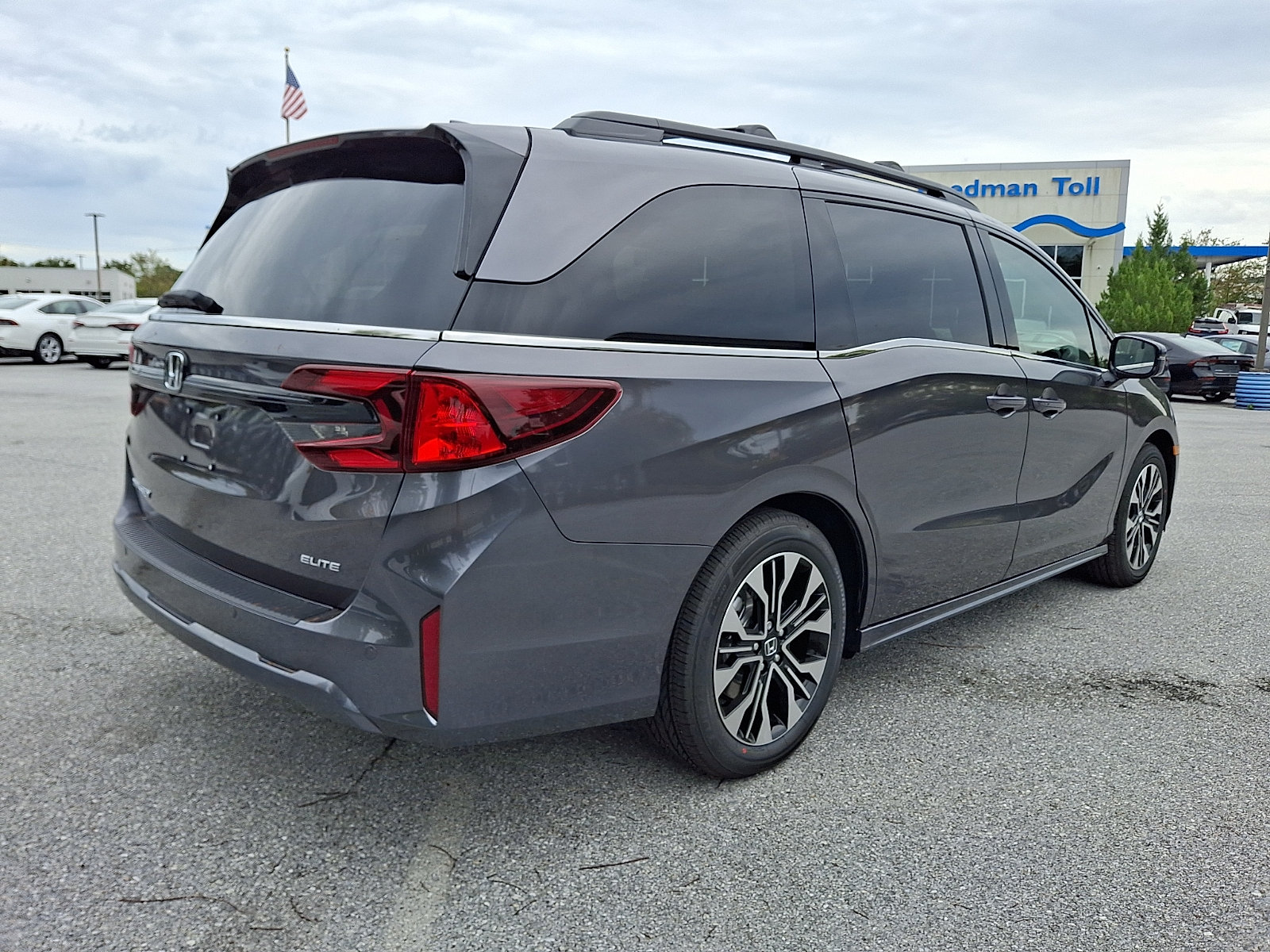 New 2027 Honda Odyssey Elite image 4