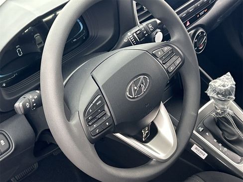 New 2026 Hyundai Venue SE image 21