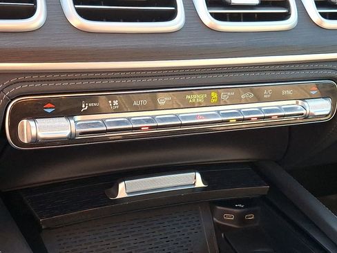 Certified 2024 Mercedes-Benz GLS 63 AMG 4MATIC image 17