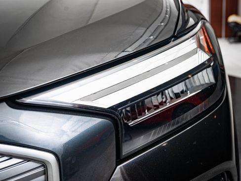 Used 2022 Audi Q4 e-tron Premium w/ Convenience Package image 15