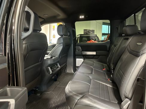 Used 2026 Ford F450 Platinum w/ FX4 Off-Road Package AWD/4WD image 41