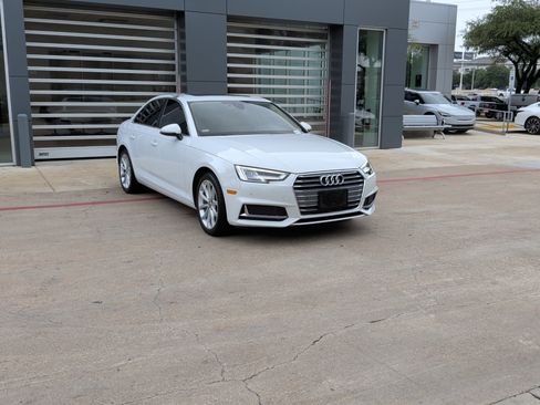 Used 2019 Audi A4 2.0T Premium Plus w/ Premium Plus Package FWD image 2