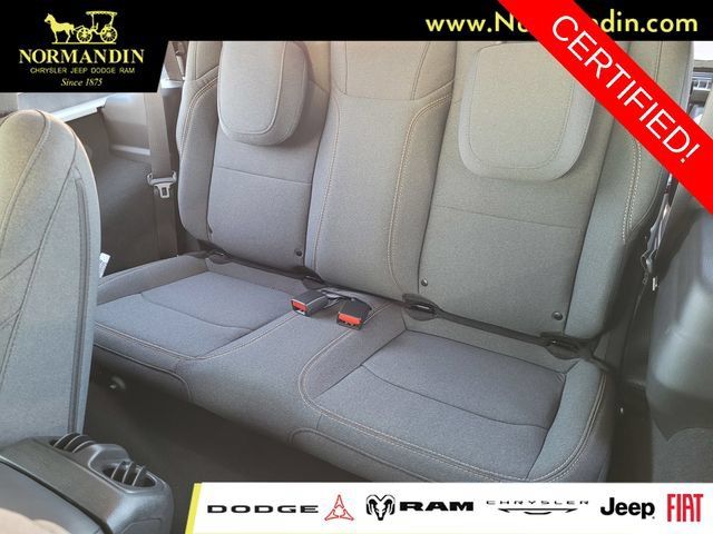 Certified 2025 Jeep Wrangler Sport AWD/4WD image 18