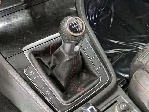 Used 2015 Volkswagen GTI S image 14