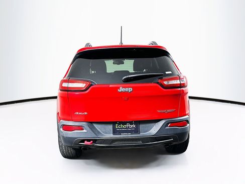 Used 2017 Jeep Cherokee Trailhawk w/ Comfort/Convenience Group AWD/4WD image 7