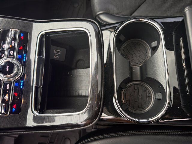 Used 2023 Lincoln Nautilus Reserve AWD/4WD image 29