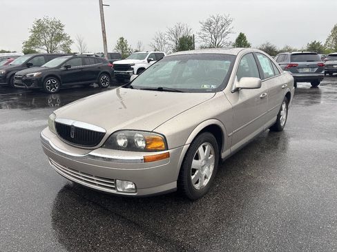 Used 2002 Lincoln LS RWD image 2