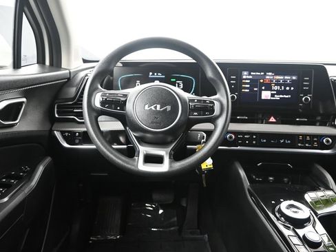 Certified 2023 Kia Sportage LX image 32