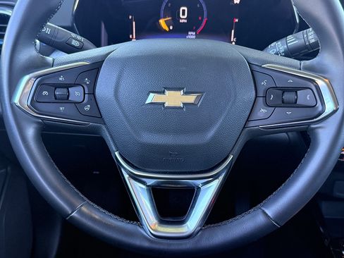 Used 2024 Chevrolet Trax LT w/ Driver Confidence Package FWD image 20
