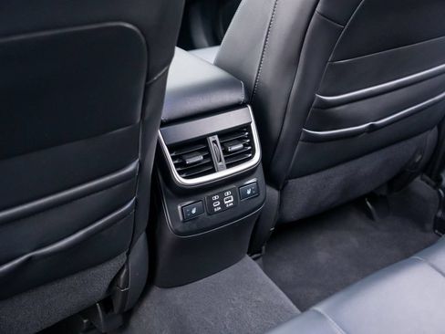 Used 2024 Subaru Outback Touring AWD/4WD image 18