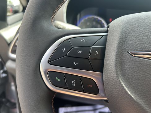 New 2026 Chrysler Pacifica Pinnacle image 22