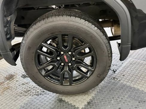Used 2024 GMC Sierra 1500 Elevation AWD/4WD image 12
