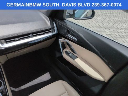 Used 2024 BMW X1 xDrive28i w/ Technology Package AWD/4WD image 19