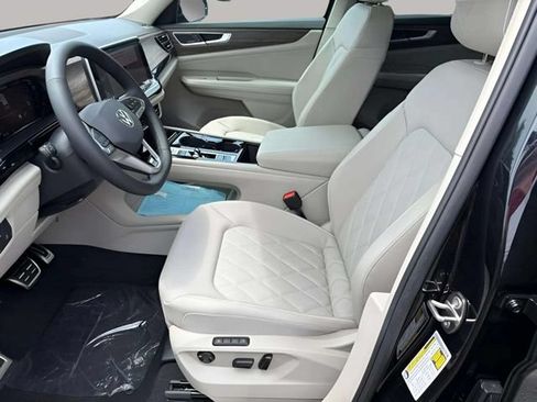 New 2026 Volkswagen Atlas SEL Premium R-Line AWD/4WD image 4