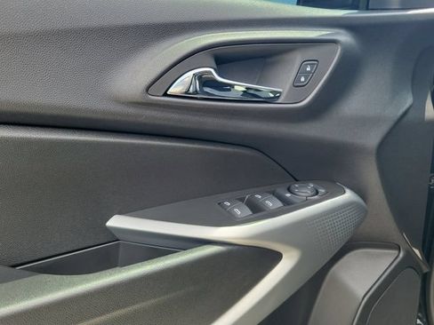 New 2026 Chevrolet Trax LS FWD image 18