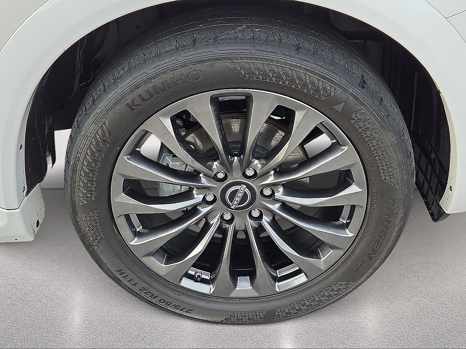 Used 2022 Nissan Armada Platinum w/ Captain's Chairs Package AWD/4WD image 7