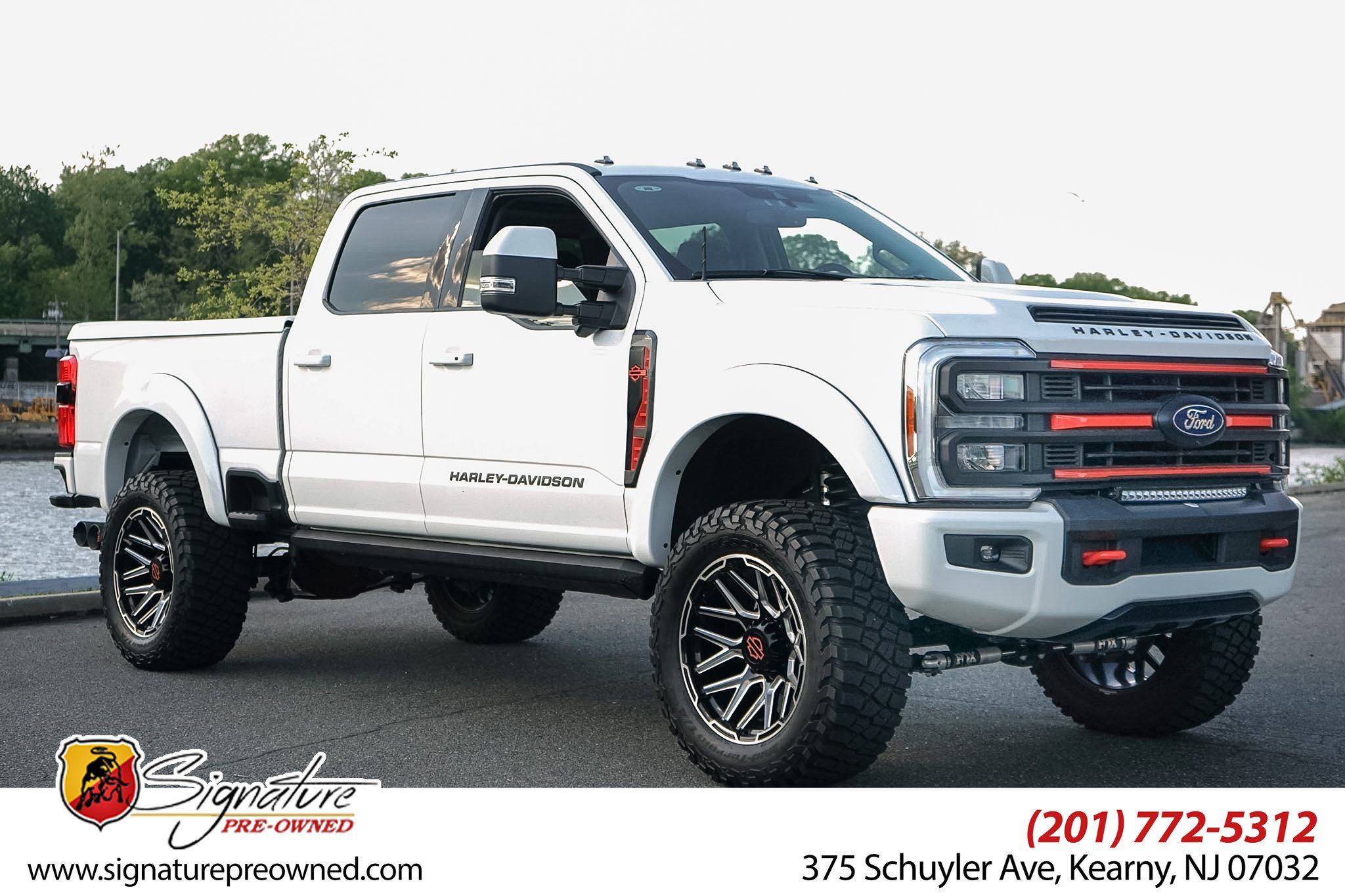 Used 2023 Ford F250 Lariat AWD/4WD image 1