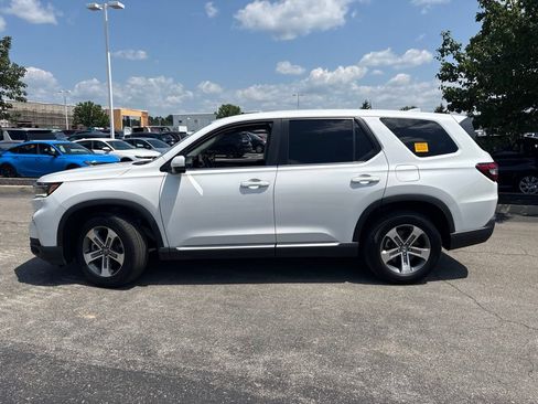 Used 2023 Honda Pilot EX-L image 7