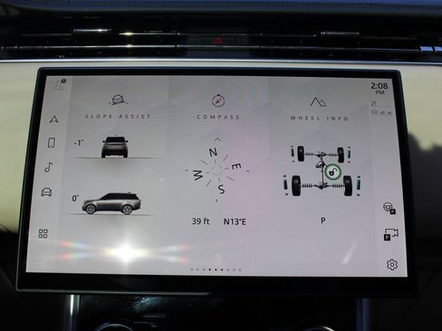 Used 2023 Land Rover Range Rover SE image 22
