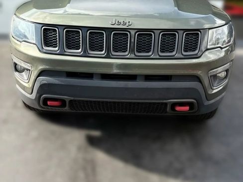 Used 2020 Jeep Compass Trailhawk image 8