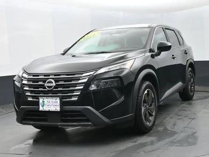 Used 2025 Nissan Rogue SV
