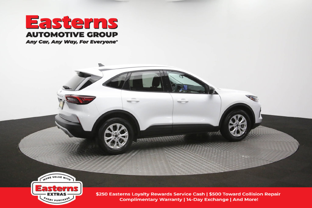 Used 2025 Ford Escape Active FWD image 43
