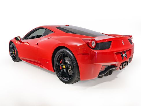 Used 2010 Ferrari 458 Italia Coupe RWD image 4