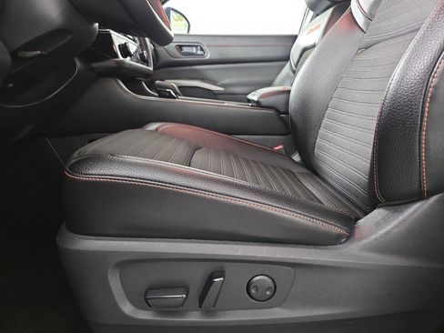 Used 2024 Nissan Pathfinder Rock Creek image 30