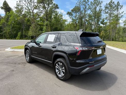 Used 2026 Chevrolet Equinox LT FWD image 3