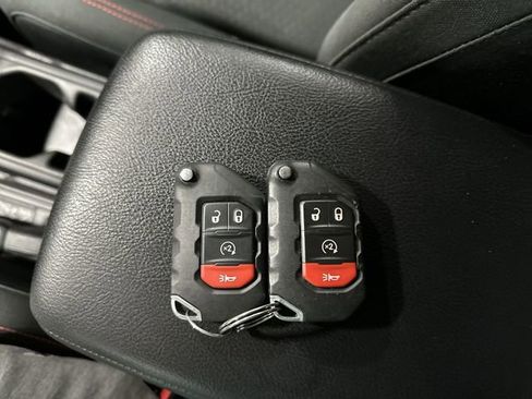 Used 2020 Jeep Wrangler Unlimited Rubicon image 32