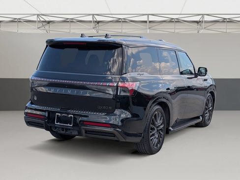 Used 2025 INFINITI QX80 Autograph w/ Autograph Exterior Package AWD/4WD image 11