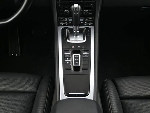 Certified 2014 Porsche 911 Carrera S RWD image 8