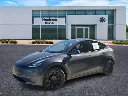 Used 2023 Tesla Model Y Long Range AWD/4WD image 28