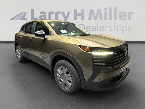 New 2026 Nissan Kicks S image 7