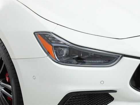 Certified 2024 Maserati Ghibli Modena Ultima Q4 image 11
