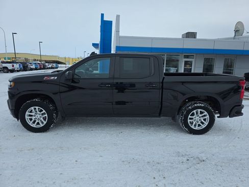 Used 2019 Chevrolet Silverado 1500 RST w/ All-Star Edition AWD/4WD image 2
