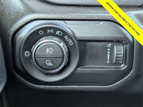 Used 2023 Jeep Gladiator Mojave w/ Cold Weather Group image 22