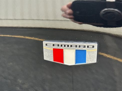 Used 2021 Chevrolet Camaro LT w/ RS Package image 14