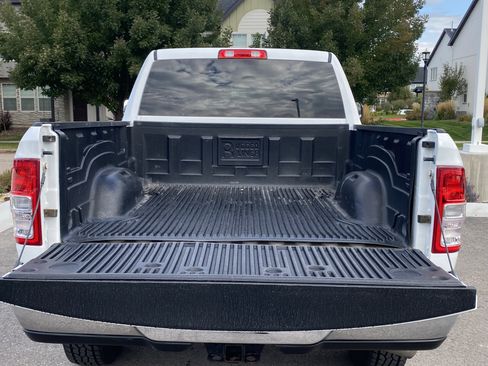 Used 2020 RAM 2500 Big Horn image 36