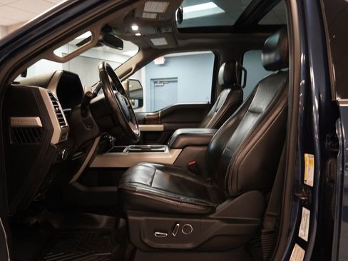 Used 2017 Ford F250 Lariat w/ Lariat Ultimate Package image 6