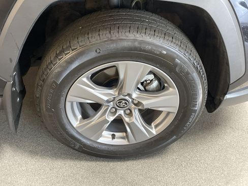 Used 2025 Toyota RAV4 XLE w/ Convenience Package AWD/4WD image 13