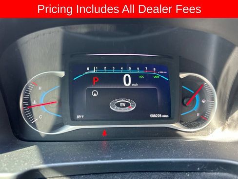 Used 2021 Honda Pilot Touring image 9