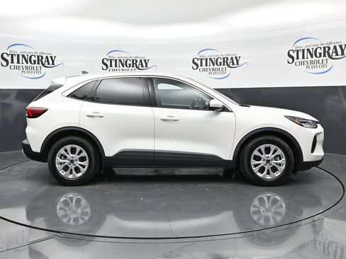 Used 2023 Ford Escape Active w/ Tech Pack #2 FWD image 8