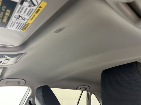 Used 2024 Toyota RAV4 XLE AWD/4WD image 25