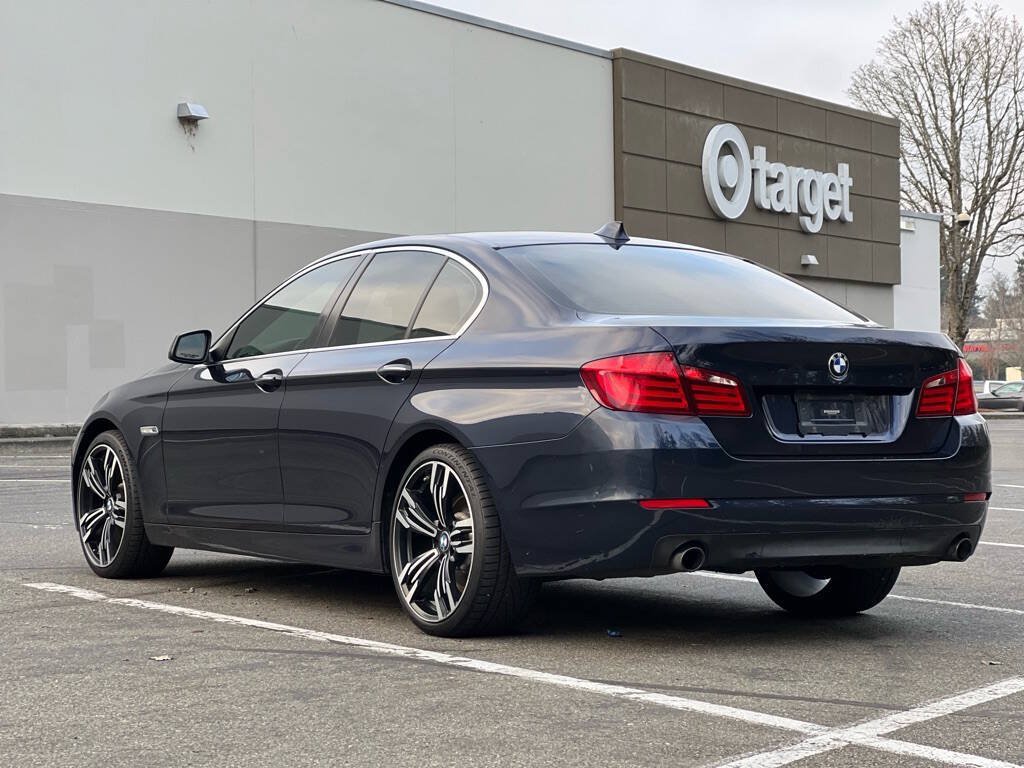 Used 2013 BMW 535i Sedan w/ Technology Pkg RWD image 3